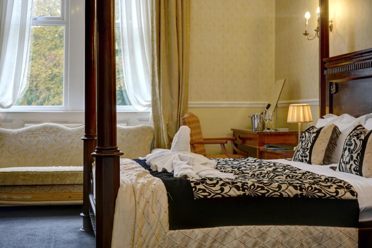 Durker Roods Hotel Huddersfield Dış mekan fotoğraf